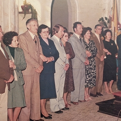 Em junho de 1979 foi promovida a tradicional Festa de São Pedro na Paróquia Nossa Senhora de Lourdes de Flores da Cunha. Na foto, da esquerda para a direita, Wilson e Helena Fiorio, Estéfeno e Santina Zim, Irineu e Marisa Francescatto, Hilário e Hermínia Rigotto, Ari e Maria Antonia Gelatti e Homero e Terezinha Zorzi. (ARQUIVO DE HOMERO PEDRO ZORZI/DIVULGAÇÃO)
