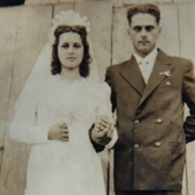 Lembrança do casamento de Cirillo Dalvo Bebber e Maria Assumpta Sogari, em 7 de fevereiro de 1948. (Foto/arquivo Adriana Oliboni)