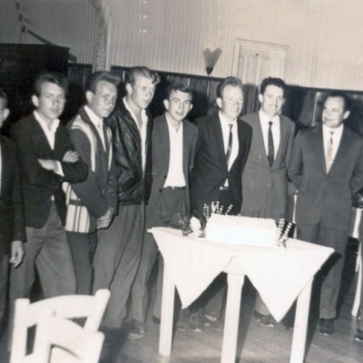 Em 1964 a família Muterle se reuniu para a festa de casamento de Erina Muterle e Nilvo Ulian. (Foto Arquivo Almir Muterle).