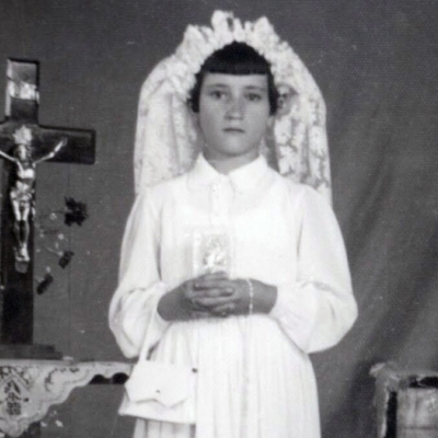 Rosinha Brochetto Marzarotto tinha seis anos de idade quando comungou pela primeira vez. O registro da Primeira Eucaristia, realizada na Igreja Matriz de São Marcos, é de outubro de 1956. (Foto/Arquivo Rosinha Brochetto Marzarotto/Divulgação)