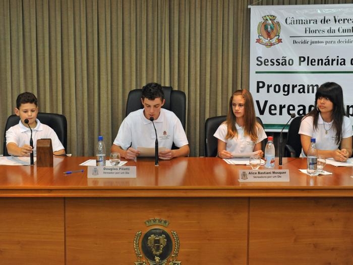 Sessão solene ‘Vereador por um Dia’ de 2009. - Câmara de Vereadores / Divulgação
