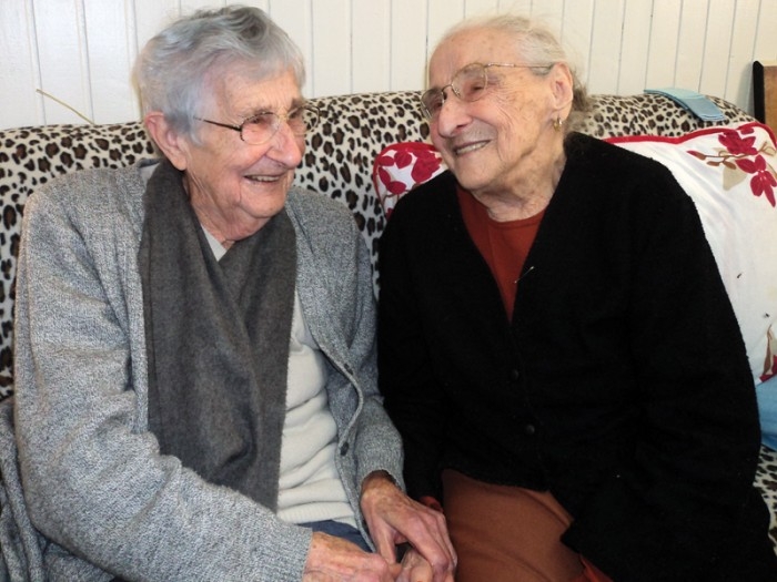 As irmãs Maximilia Zuppa Dalsoglio (E), 90 anos, e Aurélia Zuppa Meneguzzo, 92. - Danúbia Otobelli