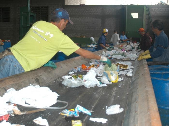 Flores da Cunha já possui uma central que separa resíduos. - Arquivo jornal O Florense