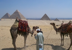 As três pirâmides: Quéops, Quéfren  e Miquerinos. - Floriano Molon
