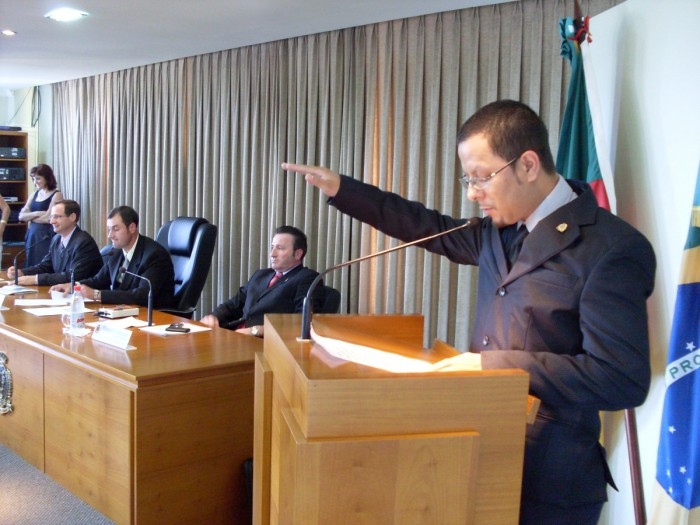 Suplente Pedro Quintanilha (PSB) tomouposse na sessão de segunda-feira. Ele ocupa vaga de José Luiz de Souza até abril. - Fabiano Provin