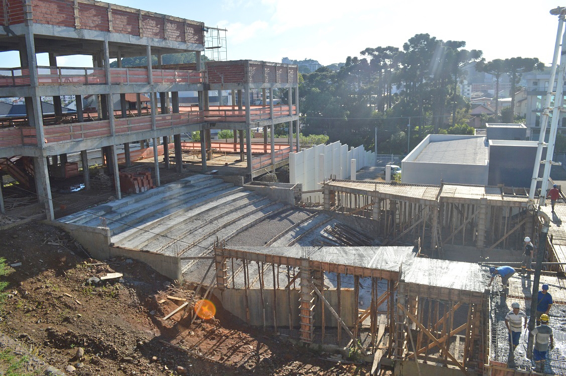 Cerca de 80% da primeira fase da Casa da Cultura está concluída. - Bárbara Lipp/Prefeitura de FC/Divulgação