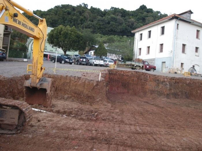 Terraplanagem foi encaminhada pela Secretaria de Obras de Nova Pádua. - Fabiano Provin