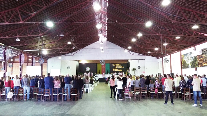 Culto Distrital da Igreja Evangélica Luterana do Brasil foi realizado no Parque da Vindima. - Divulgação