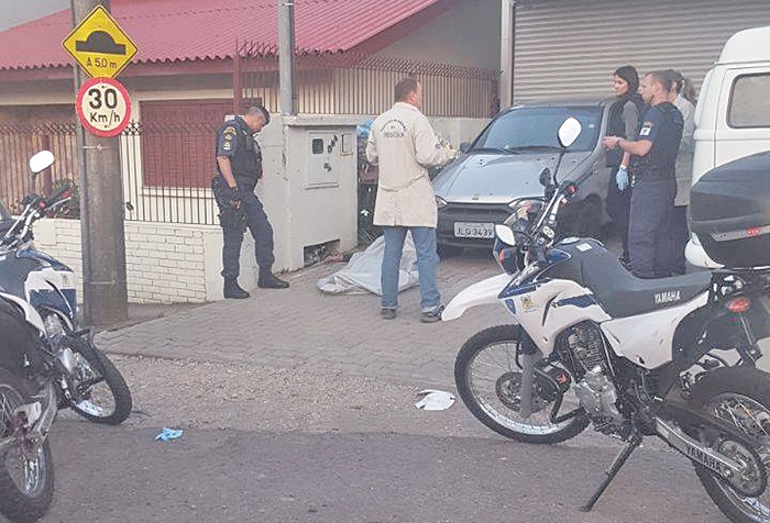 Crime foi registrado no bairro Desvio Rizzo na tarde do dia 7. - Edgar Vaz/Rádio Caxias/Divulgação