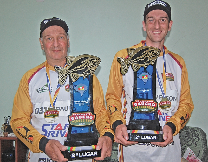 Paulo e Everson Coloda ficaram em 2º lugar no evento disputado na cidade de Montenegro. - Antonio Coloda/O Florense