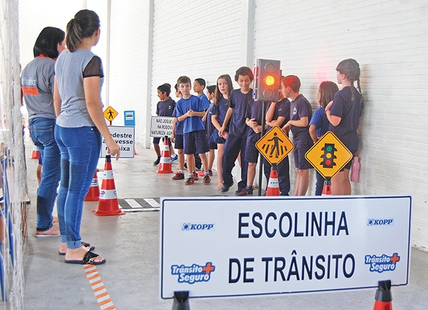 No dia 10 de abril as ações foram desenvolvidas nas escolas municipais 1º de Maio (foto) e Horácio Borghetti. - Antonio Coloda/OF