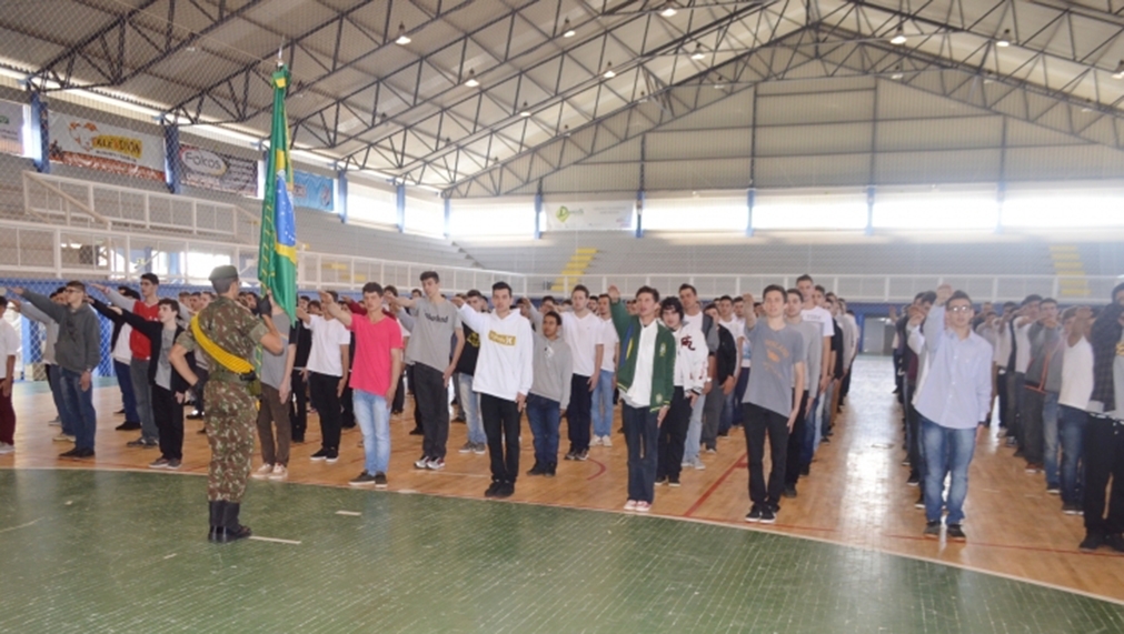 Alistamento Militar é obrigatório para jovens com 18 anos. - Prefeitura de Flores da Cunha/Divulgação