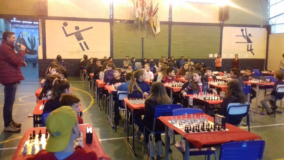 Campeonato ocorreu na Escola São José. - Prefeitura FC/Divulgação