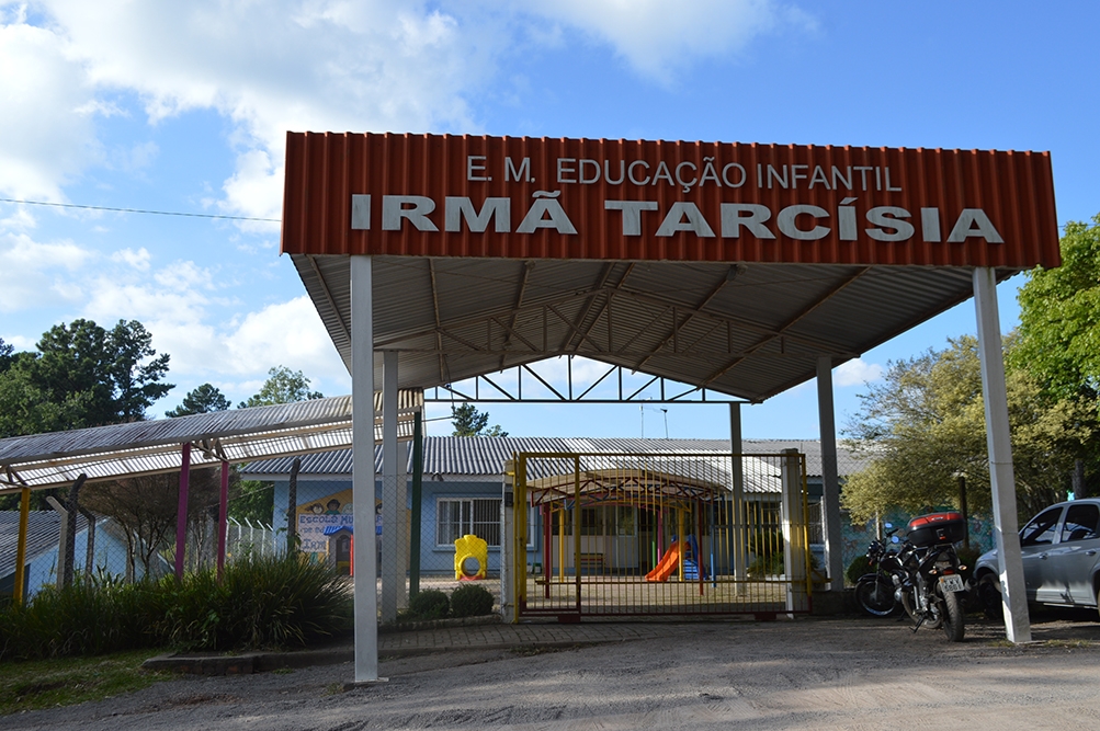 Escola Municipal de Educação Infantil Irmã Tarcísia - Prefeitura FC/Divulgação