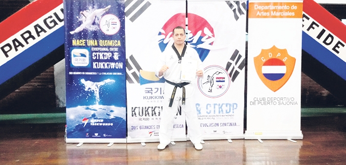 Jair Oliveira é o atual Presidente da Federação Gaúcha de Taekwondo. - Divulgação