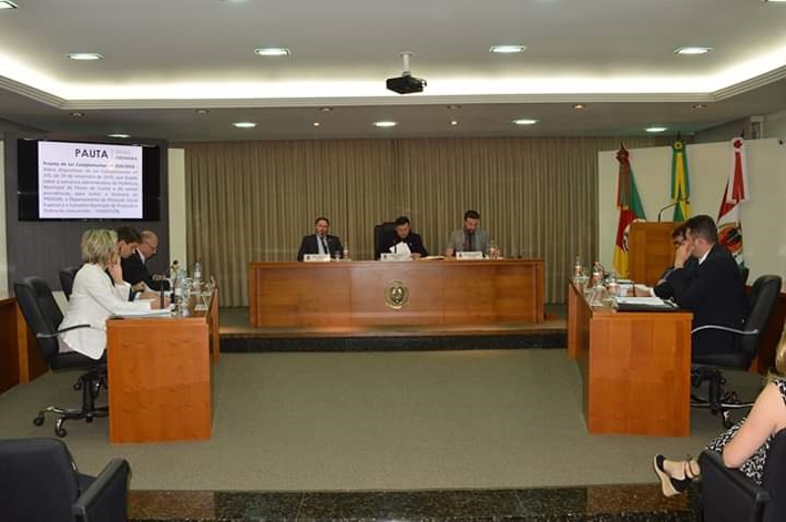 As normas internas do Legislativo exigem que, após a renúncia da Mesa, novas eleições devem ocorrer dentro de 48 horas. - Câmara de Vereadores de Flores da Cunha/Divulgação