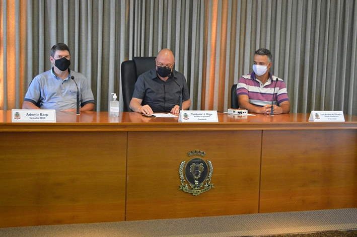 Integrantes da Comissão Representativa na primeira reunião do ano. - Shamila Carpeggiani/Câmara de Vereadores/Divulgação