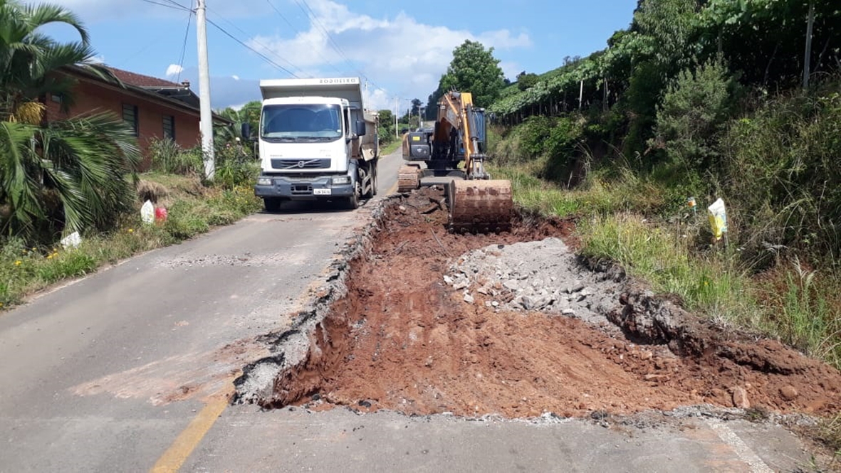 Travessão Divisa recebeu melhorias no asfalto. - Prefeitura de NP/ Divulgação