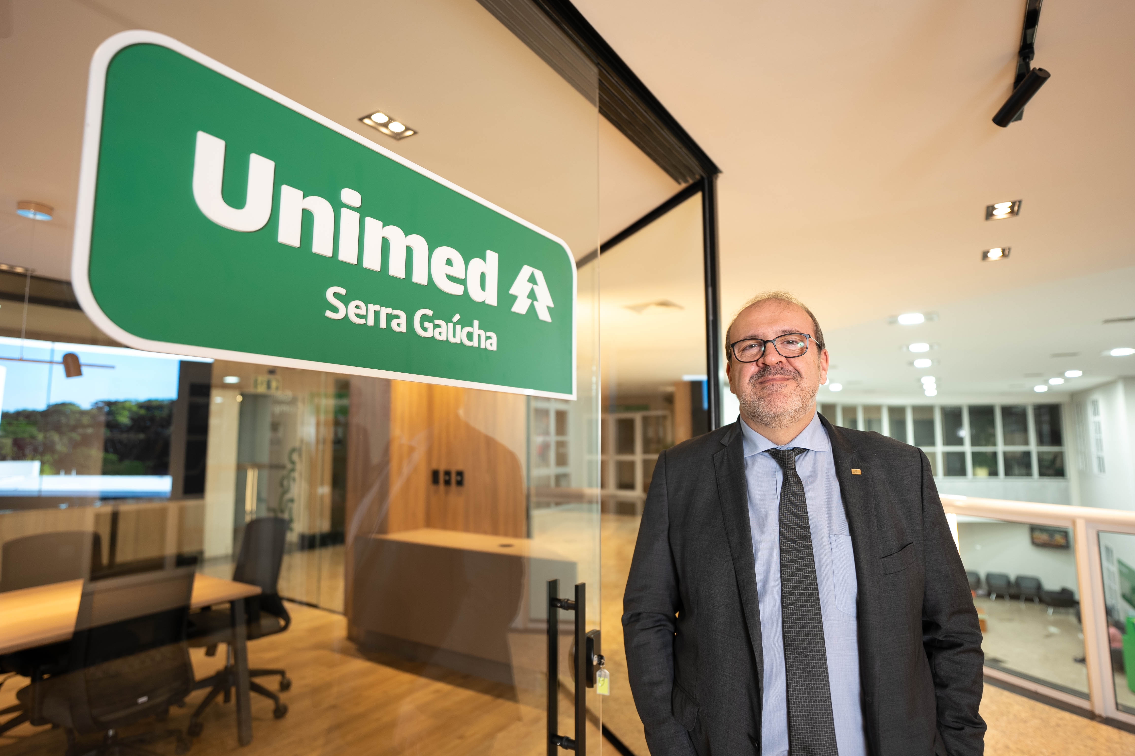 Dr. André Leite, presidente da Unimed Serra Gaúcha - Divulgação/Tom 8D