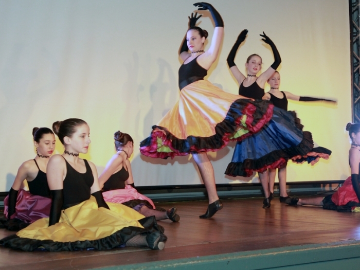 Escola compete nas categorias Ballet Clássico e Jazz Dance Infantil. - Airton Nery / Divulgação