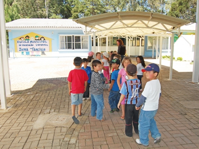 Escola Municipal Irmã Tarcísia atende atualmente 130 alunos. Outros 140 lugares são subsidiados em escolas privadas. - Na Hora / Antonio Coloda