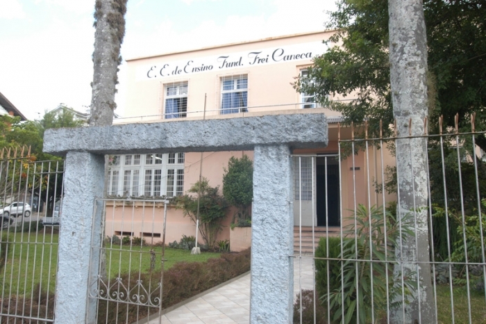 Escola Frei Caneca aguarda retorno para Ensino Médio. - Danúbia Otobelli