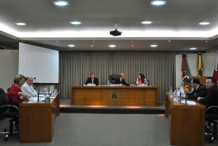 Debate sobre nove ou 11 foi intensificado na sessão do dia 15. - Ana Paula Boelter/Câmara de Vereadores/Divulgação