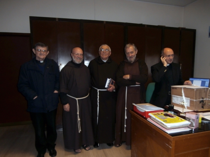 Dom Ângelo (ao centro) acompanhou abertura do Inquérito. - Divulgação