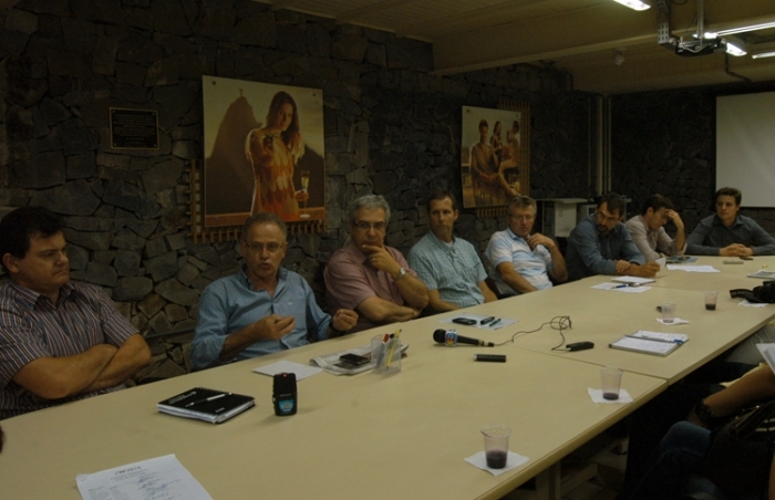 Reunião foi realizada na sede do Ibravin, em Bento Gonçalves. - Larissa Verdi