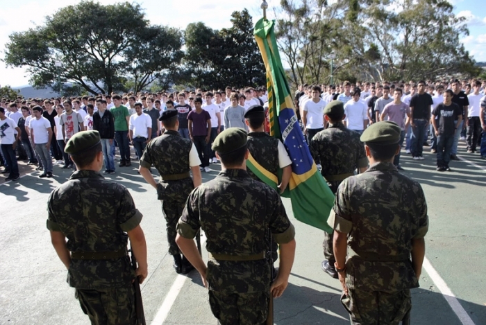 Solenidade de dispensa ocorre durante a semana do município. - Exército Brasileiro/Divulgação