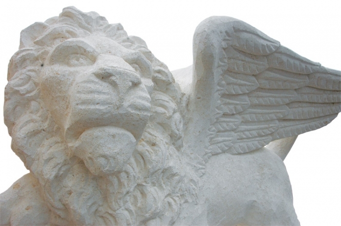 A representação de São Marcos em forma de leão alado tem um significado: simboliza a força da palavra do evangelista e também as conquistas do povo italiano. - Camila Baggio