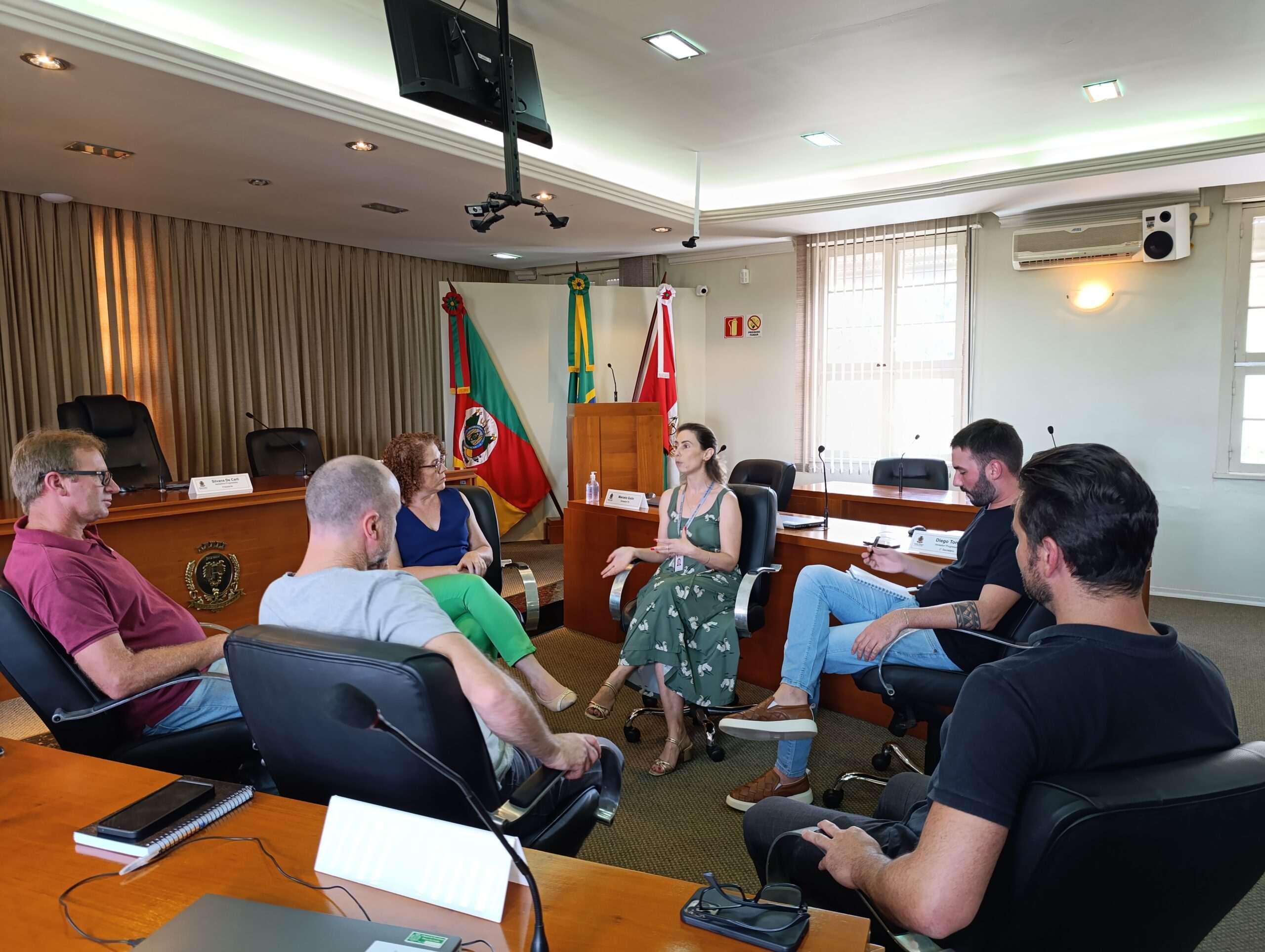 Reunião na Câmara de Vereadores foi realizada no fim de janeiro. (Foto Karine Bergozza)