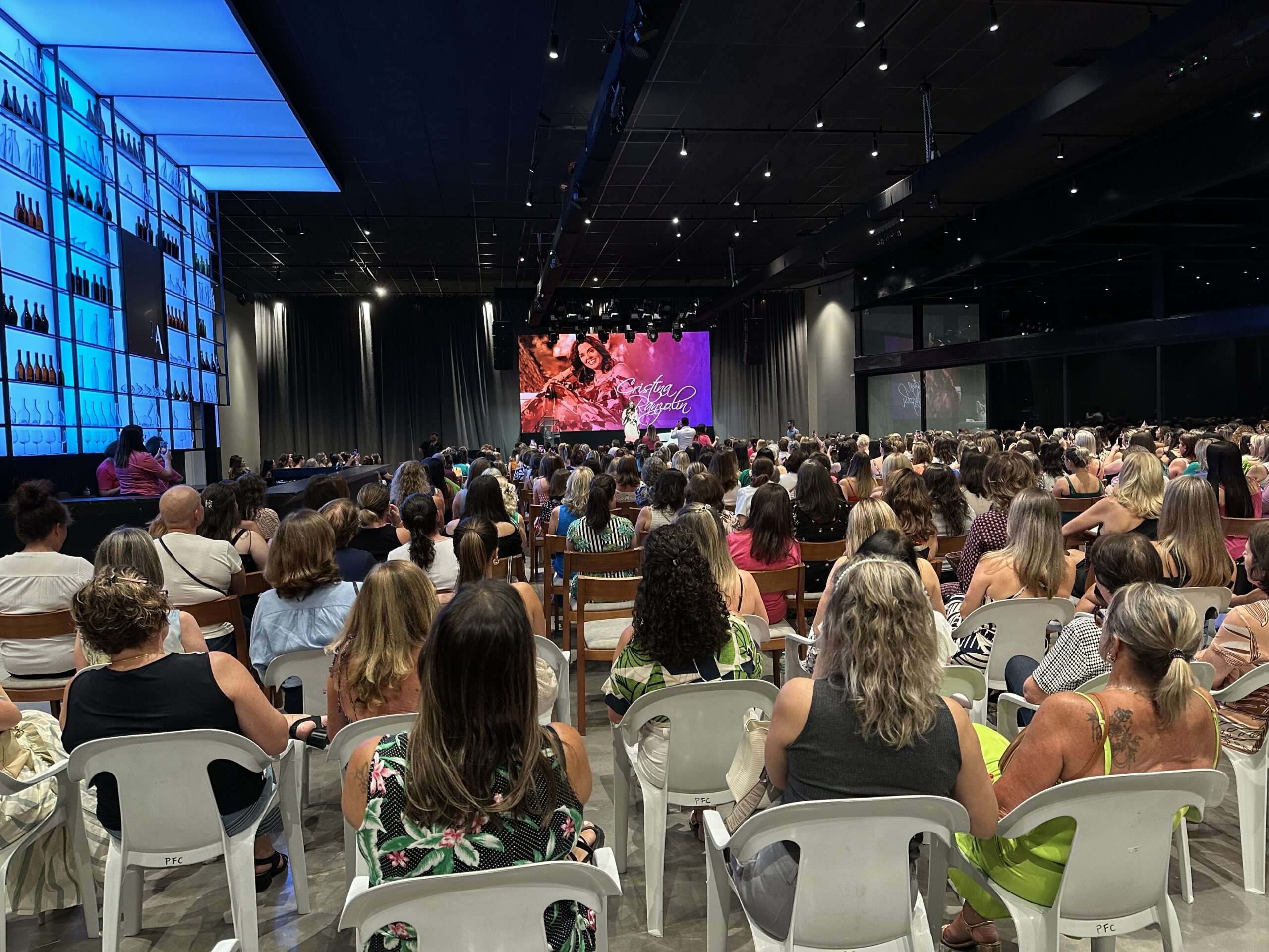 Cristina Ranzolin em Flore da Cunha