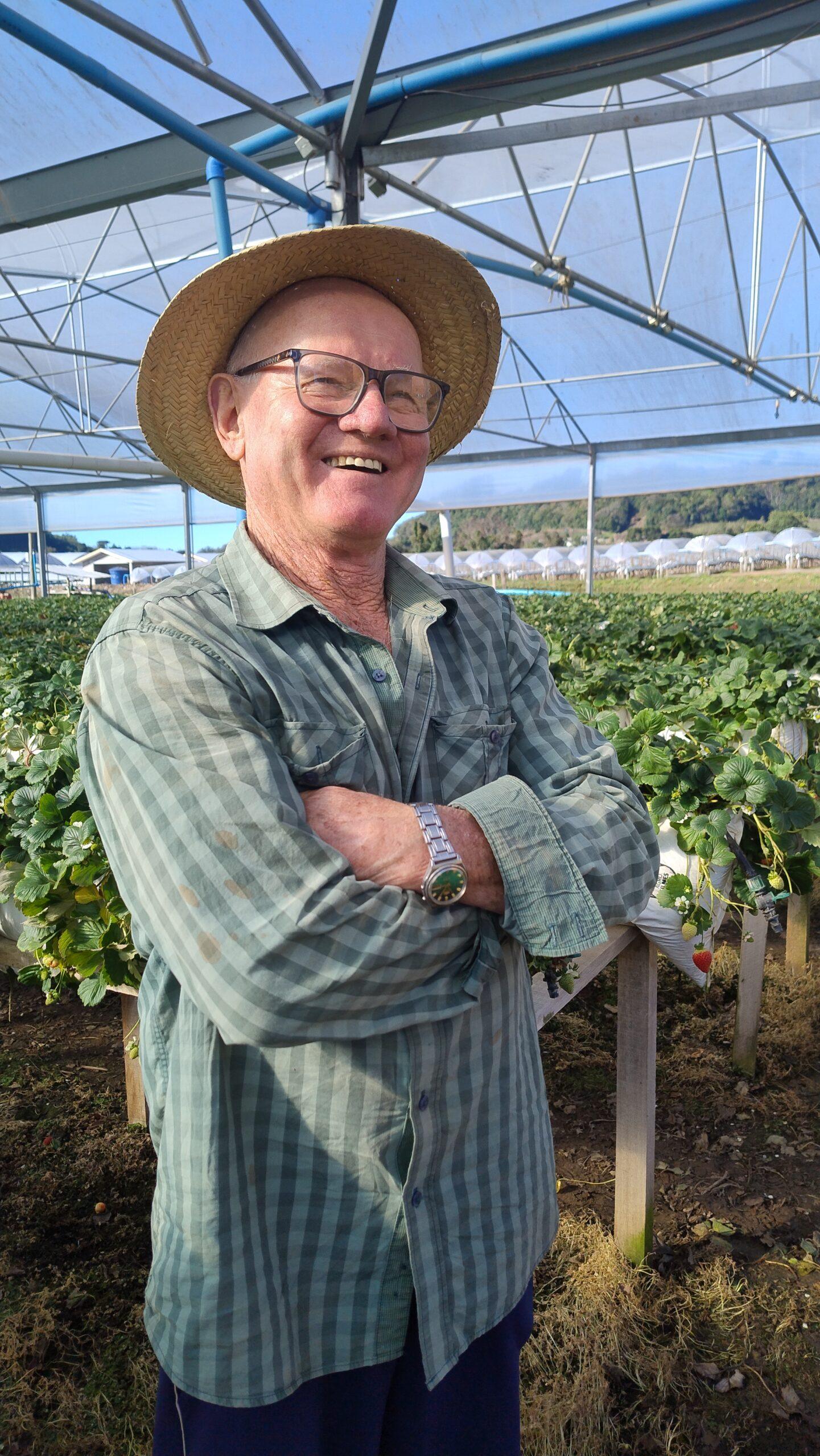 NadineDilkin_Roque agricultor morango (6)