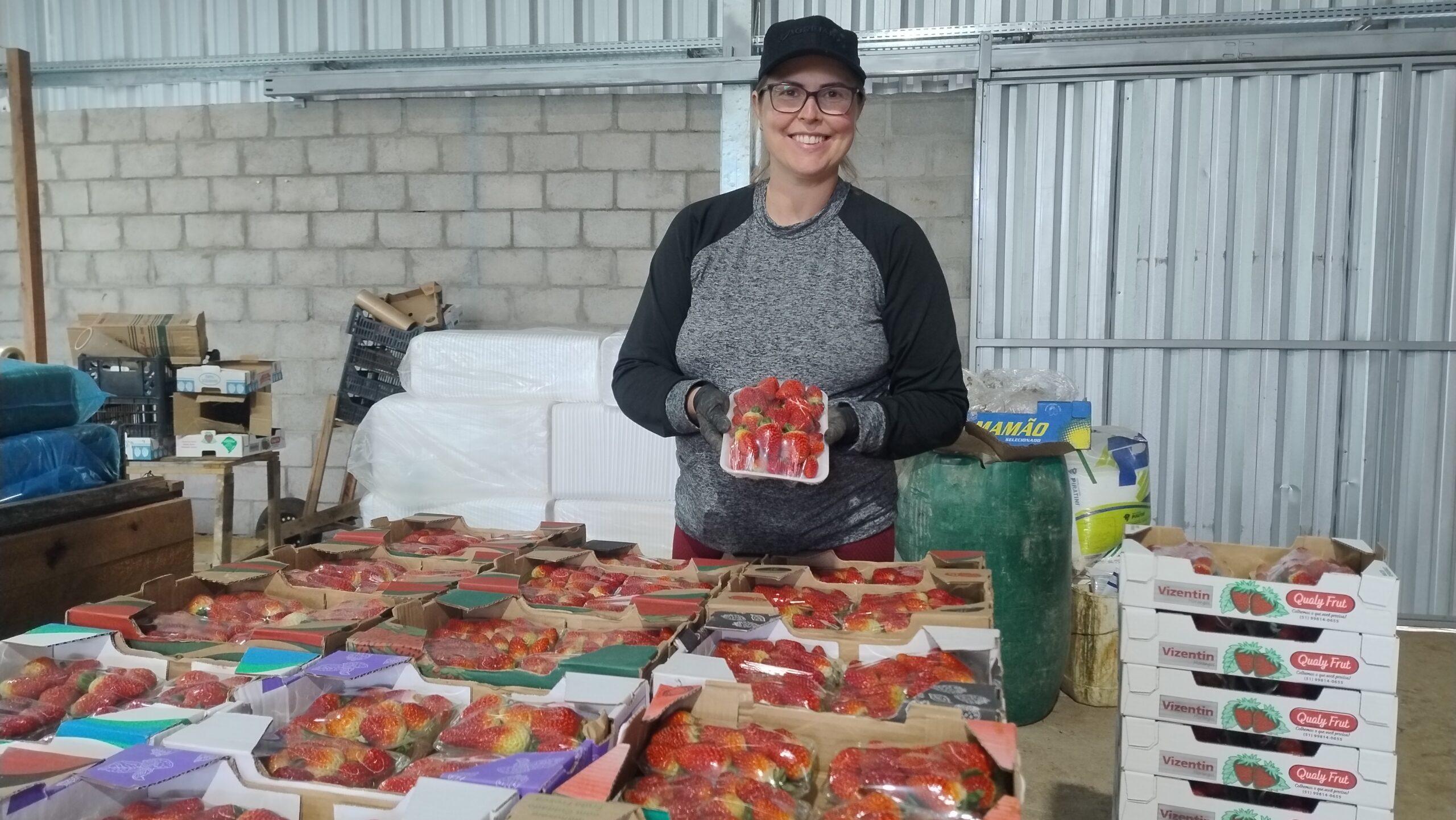 NadineDilkin_juliete, agricultora morango (29)